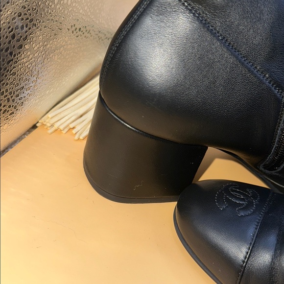 CHANEL Stretch Lambskin Cap Toe CC Short Boots - Picture 6 of 6
